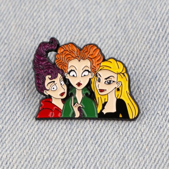 1 LEFT‼️ Hocus Pocus Enamel Pin Large Witches Brooch Halloween Movie Fan Gift - Picture 2 of 8